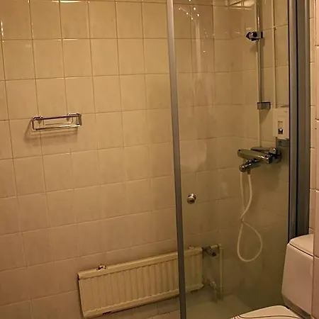 Backbyn Kartano 3* Espoo