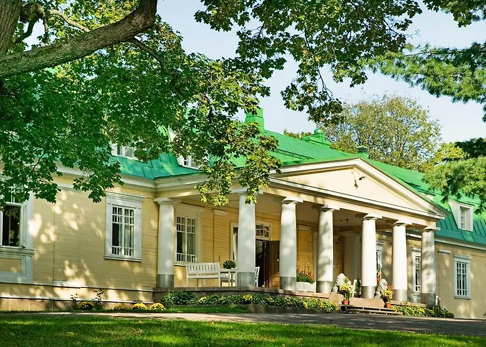 Hotel Backbyn Kartano 3*